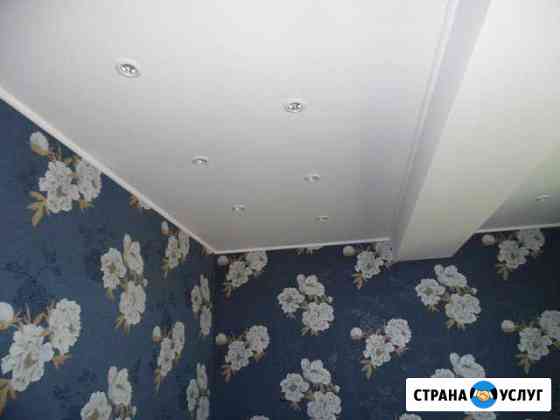 Наклейка обоев Высокое