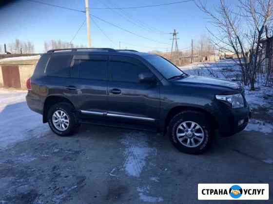 Аренда авто с водителем land cruiser 200 Абакан