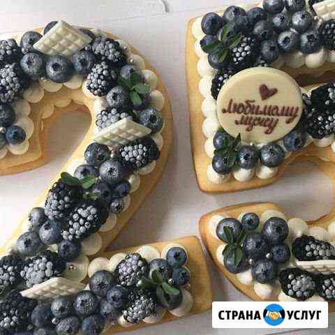 Торт-цифра и пирожные на заказ Москва