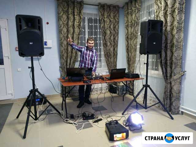 Звукорежиссер со своей аппаратурой, диджей, DJ Казань - изображение 1