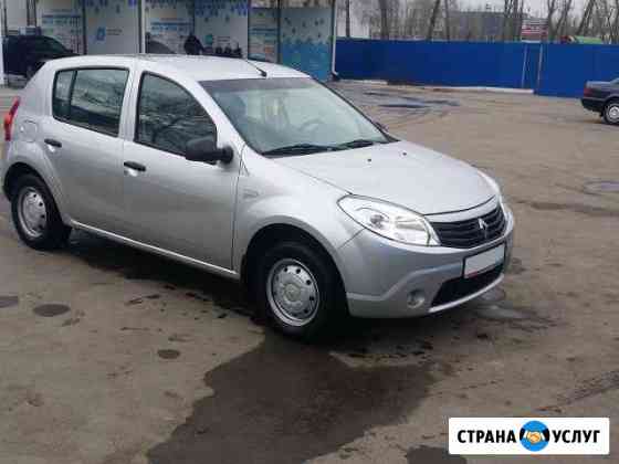 Прокат автомобиля Renault Sandero на автомате Москва