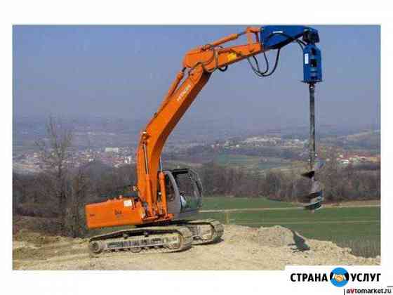Аренда ямобура на гусеничном экскаваторе Hitachi Уфа
