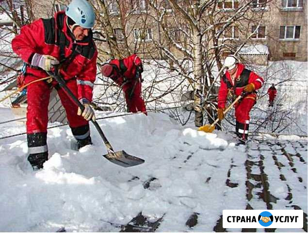 Очистка крыш от снега торговых центров Химки - изображение 1