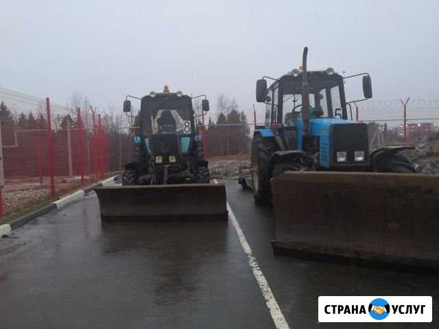 Услуги мтз погрузчика с щеткой Чебоксары - изображение 1