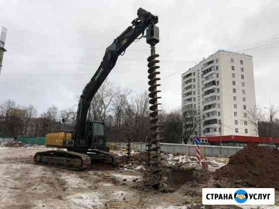 Аренда ямобура с вибропогружателем на гусеницах Москва