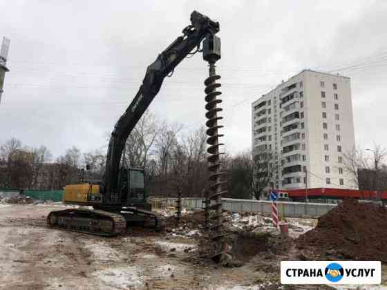 Аренда ямобура с вибропогружателем на гусеницах Москва