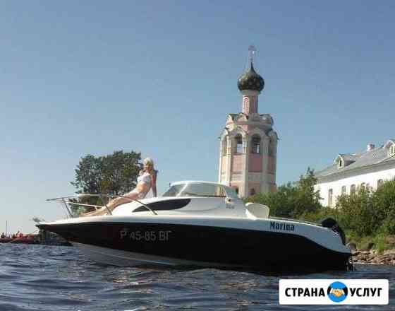 Прогулки на каютном катере (водитель-экскурсовод) Вологда
