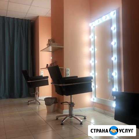 Сдам в аренду рабочее место для парикмахера, наращ Москва - изображение 1