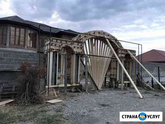 Лестницы и арки Хасавюрт