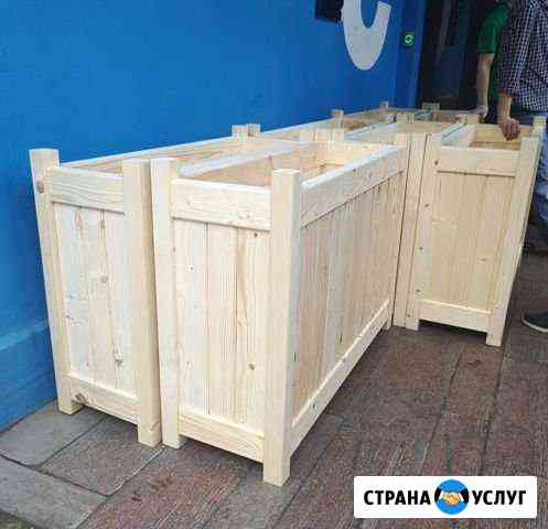 Цветники. Кашпо. Ящики для цветов в кафе Москва