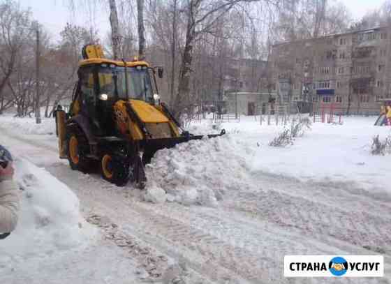 Уборка и расчистка снега трактором Ярославль