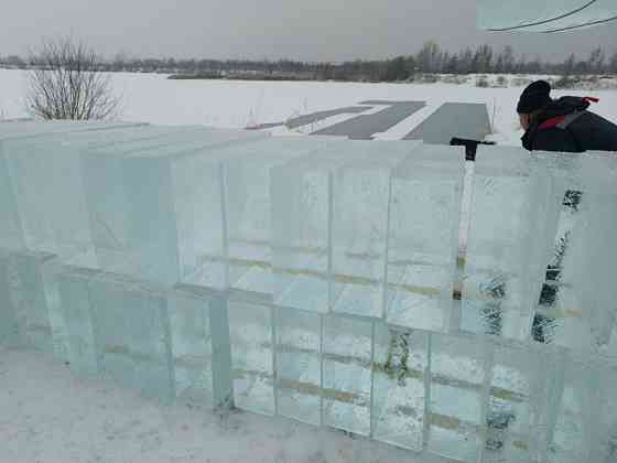 Лед, блоки льда для скульптур, лед строительный Москва
