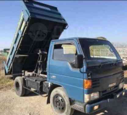 Услуги самосвалов. Песок, щебень, пгс Красноярск