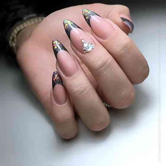 Наращивание ногтей Шахты